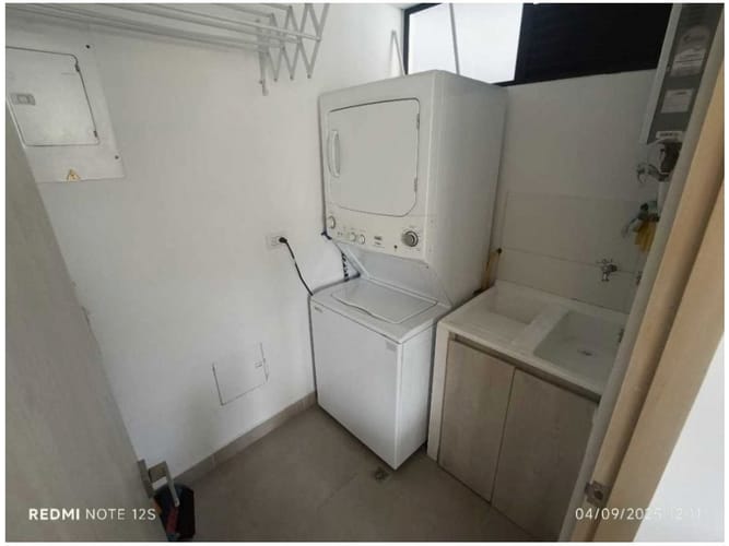 Apartamento de 3 alcobas en venta en Loma De Las Brujas, Envigado, 116 m² · foto 23 de 24