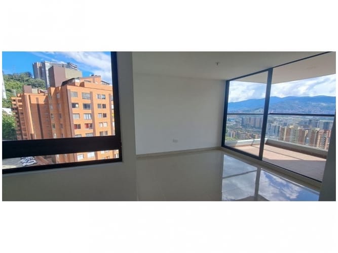 Apartamento de 3 alcobas en venta en Loma Del Indio, Medellín, 101 m² · foto 6 de 15