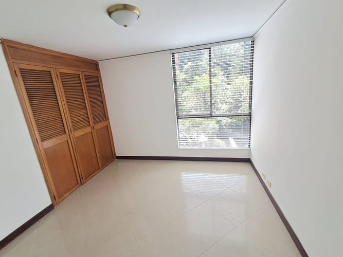 Apartamento de 3 alcobas en arriendo en Los Balsos, Medellín, 145 m² · foto 15 de 24