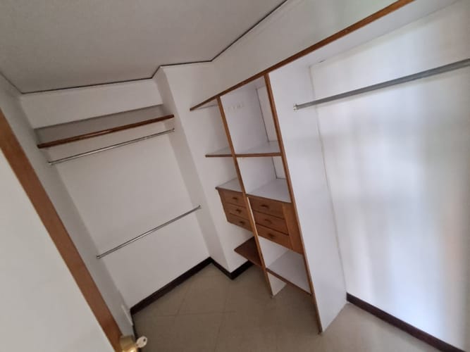 Apartamento de 3 alcobas en arriendo en Los Balsos, Medellín, 145 m² · foto 22 de 24
