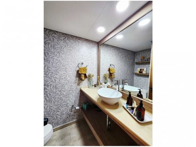 Apartamento de 3 alcobas en venta en Castropol, Medellín, 198 m² · foto 6 de 17
