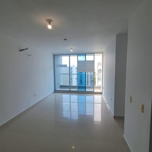 Apartamento de 3 alcobas en arriendo en Miramar, Barranquilla, 76 m² · foto 2 de 21