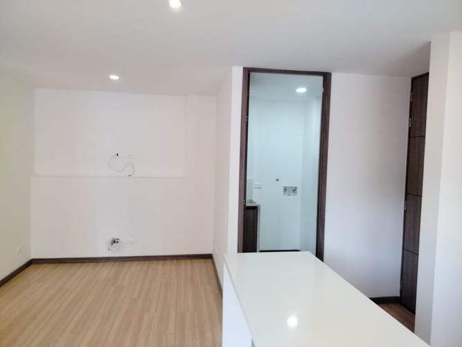 Apartamento de 2 alcobas en arriendo en Las Palmas, Medellín, 72 m² · foto 3 de 19