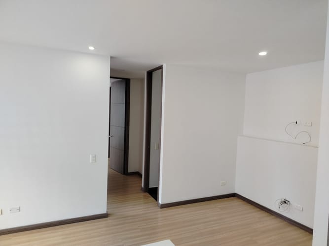 Apartamento de 2 alcobas en arriendo en Las Palmas, Medellín, 72 m² · foto 9 de 19