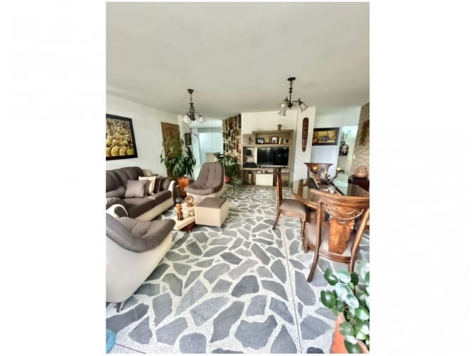 Apartamento de 3 alcobas en venta en Laureles, Medellín, 98 m² · foto 2 de 13