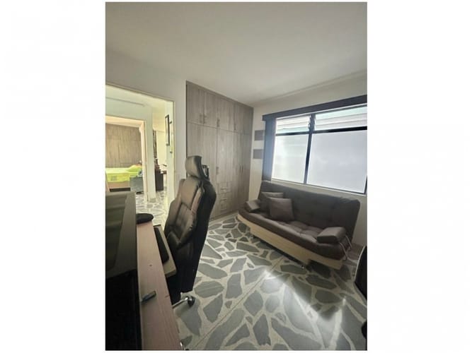 Apartamento de 3 alcobas en venta en Laureles, Medellín, 98 m² · foto 7 de 13