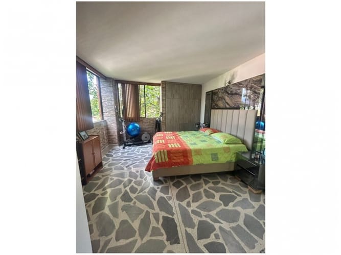 Apartamento de 3 alcobas en venta en Laureles, Medellín, 98 m² · foto 10 de 13