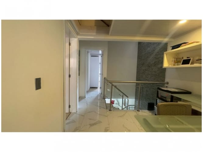 Casa de 3 alcobas en venta en El Trianon, Envigado, 200 m² · foto 8 de 22