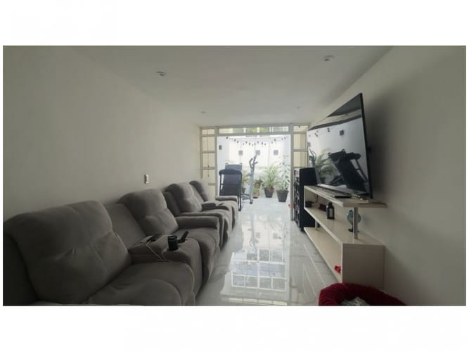 Casa de 3 alcobas en venta en El Trianon, Envigado, 200 m² · foto 11 de 22