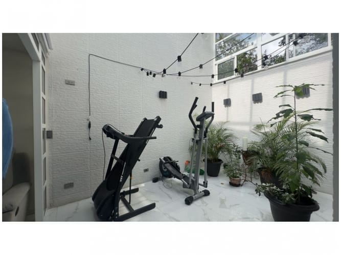 Casa de 3 alcobas en venta en El Trianon, Envigado, 200 m² · foto 14 de 22