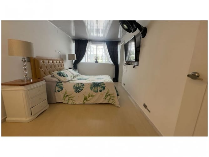 Casa de 3 alcobas en venta en El Trianon, Envigado, 200 m² · foto 15 de 22