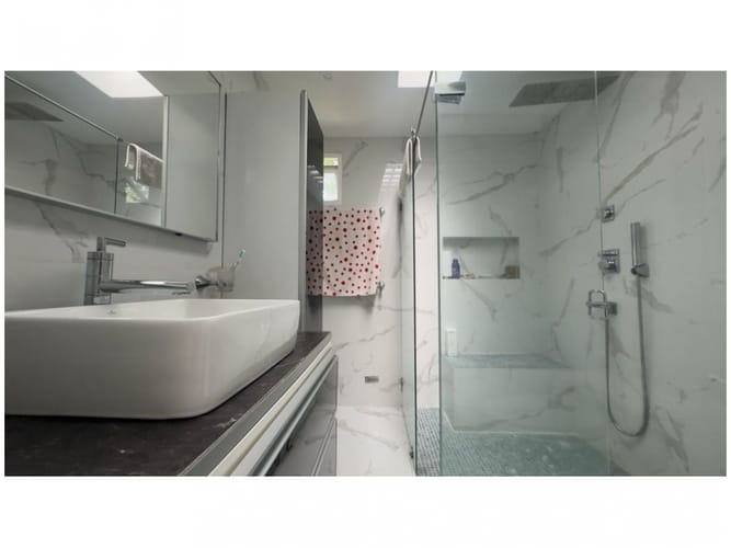 Casa de 3 alcobas en venta en El Trianon, Envigado, 200 m² · foto 17 de 22
