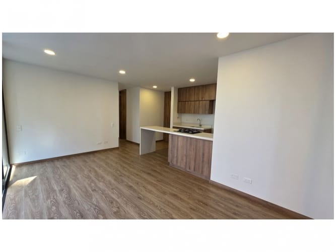 Apartamento de 3 alcobas en venta en El Trianon, Envigado, 84 m² · foto 4 de 24