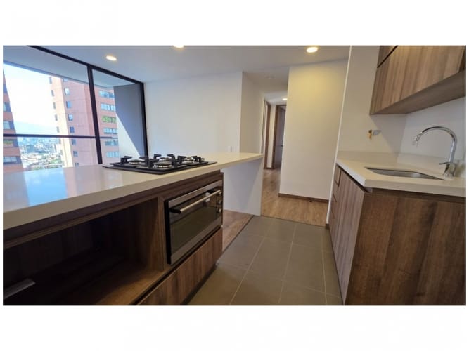 Apartamento de 3 alcobas en venta en El Trianon, Envigado, 84 m² · foto 8 de 24