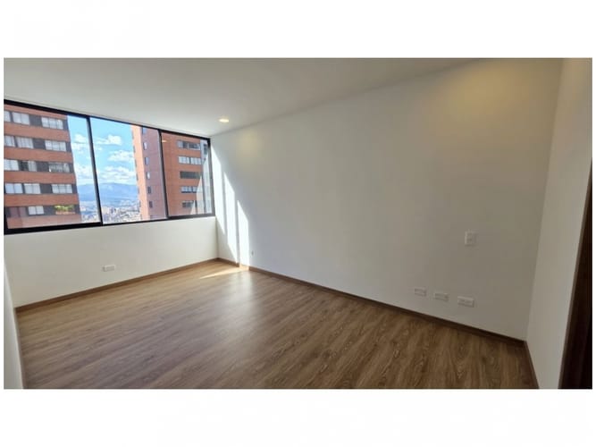 Apartamento de 3 alcobas en venta en El Trianon, Envigado, 84 m² · foto 23 de 24