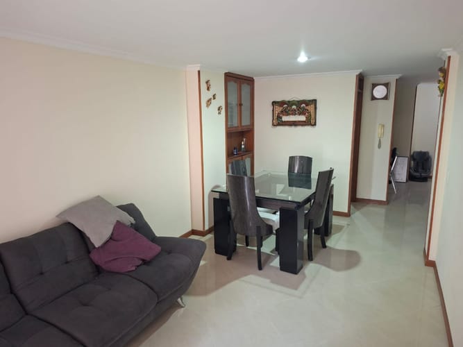 Apartamento de 3 alcobas en venta en Victoria Norte, Bogotá, 101 m² · foto 3 de 15