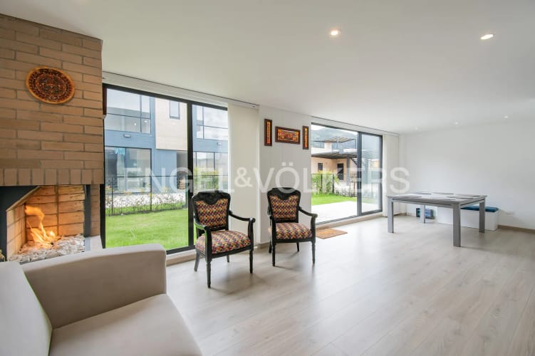 Casa de 3 alcobas en venta en Cota, 147 m² · foto 3 de 16