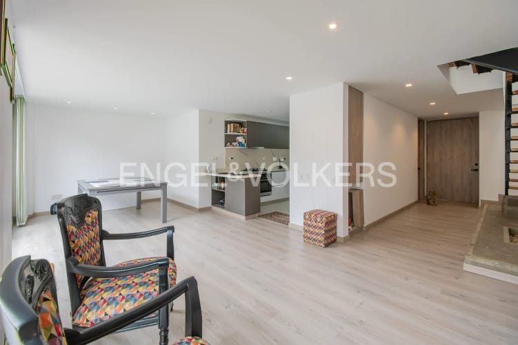 Casa de 3 alcobas en venta en Cota, 147 m² · foto 2 de 16