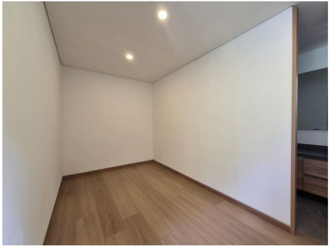 Casa de 4 alcobas en venta en Llano Grande, Rionegro, 300 m² · foto 23 de 24