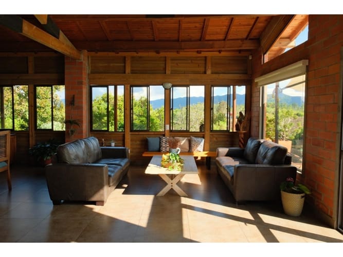 Casa de 3 alcobas en venta en San Antonio De Pereira, Rionegro, 270 m² · foto 8 de 19