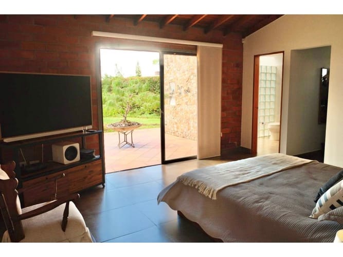 Casa de 3 alcobas en venta en San Antonio De Pereira, Rionegro, 270 m² · foto 15 de 19