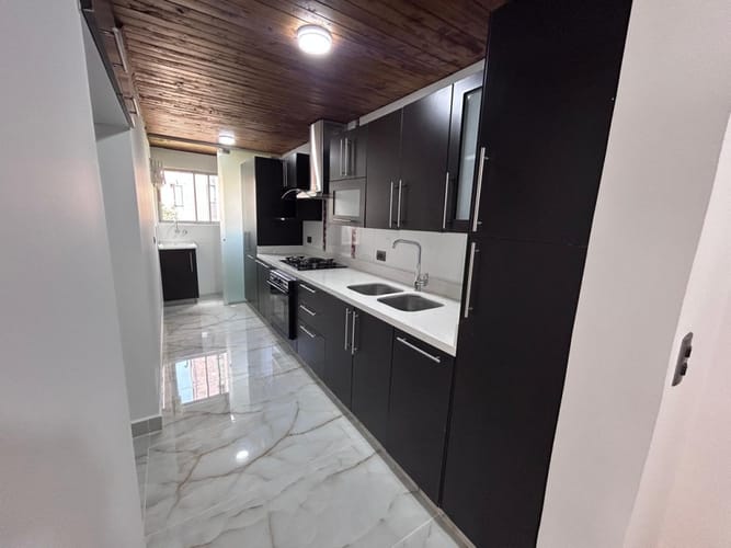 Apartamento de 2 alcobas en arriendo en Alejandría, Medellín, 87 m² · foto 7 de 24
