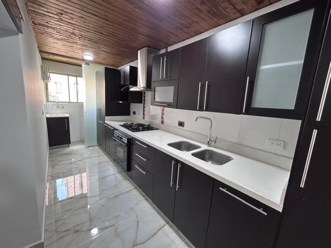 Apartamento de 2 alcobas en arriendo en Alejandría, Medellín, 87 m² · foto 8 de 24