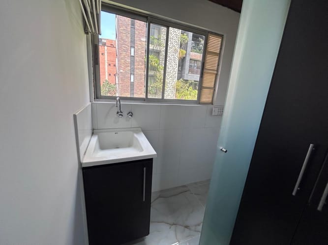 Apartamento de 2 alcobas en arriendo en Alejandría, Medellín, 87 m² · foto 9 de 24
