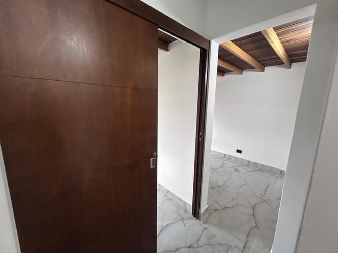 Apartamento de 2 alcobas en arriendo en Alejandría, Medellín, 87 m² · foto 13 de 24