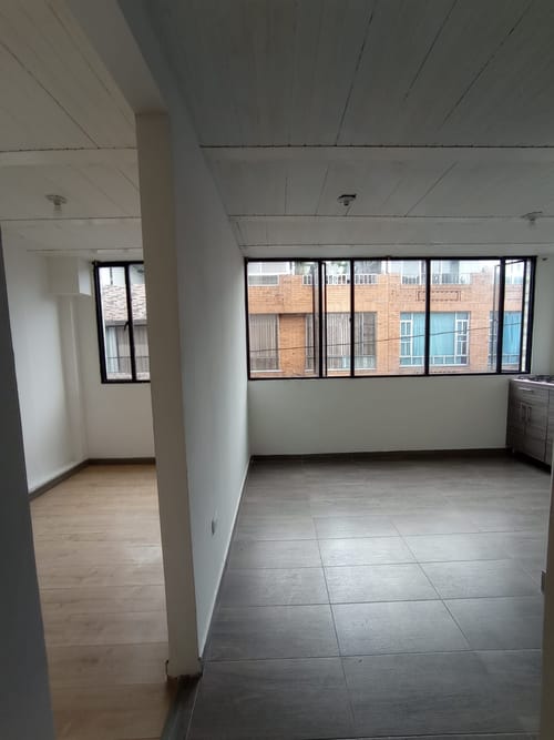 Apartamento de 2 alcobas en arriendo en Engativá, Bogotá, 36 m² · foto 2 de 9
