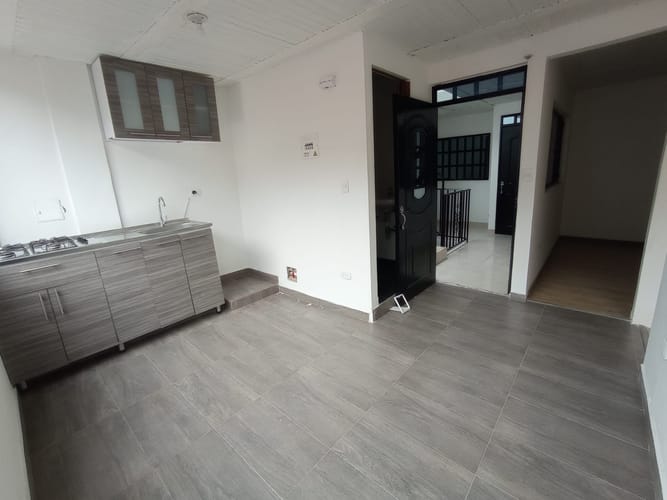 Apartamento de 2 alcobas en arriendo en Engativá, Bogotá, 36 m² · foto 3 de 9