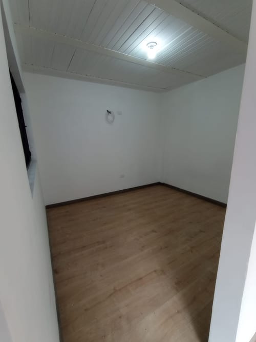 Apartamento de 2 alcobas en arriendo en Engativá, Bogotá, 36 m² · foto 4 de 9