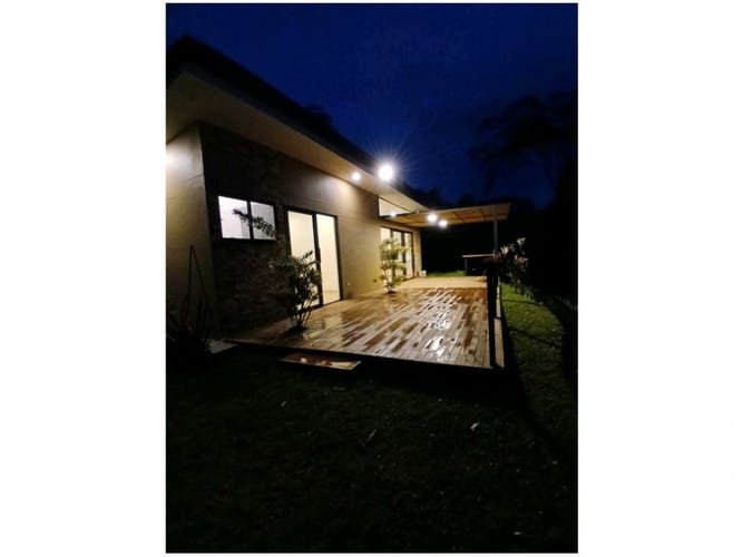 Casa de 3 alcobas en venta en El Carmen De Viboral, Medellín, 160 m² · foto 4 de 21