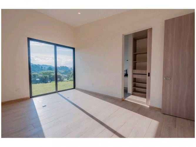 Casa de 3 alcobas en venta en El Carmen De Viboral, Medellín, 160 m² · foto 9 de 21