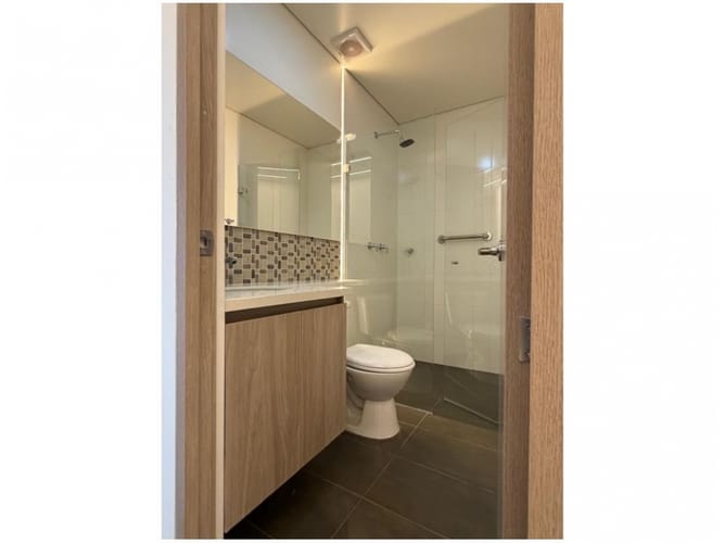 Apartamento de 3 alcobas en venta en Urbanizacion Colinas Del Sur, Itagüí, 86 m² · foto 5 de 13