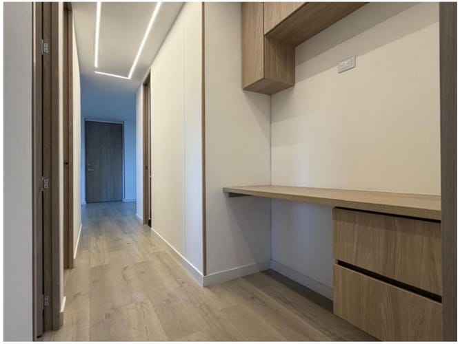 Apartamento de 3 alcobas en venta en Urbanizacion Colinas Del Sur, Itagüí, 86 m² · foto 8 de 13