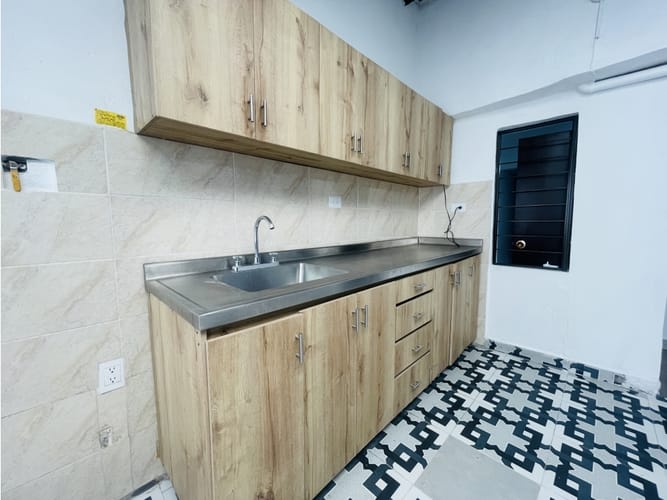 Casa de 4 alcobas en venta en Glorieta Pilsen, Itagüí, 117 m² · foto 3 de 24