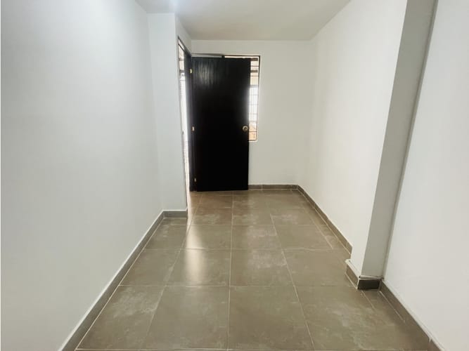 Casa de 4 alcobas en venta en Glorieta Pilsen, Itagüí, 117 m² · foto 6 de 24
