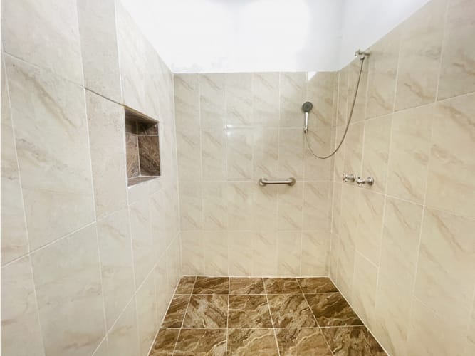 Casa de 4 alcobas en venta en Glorieta Pilsen, Itagüí, 117 m² · foto 12 de 24