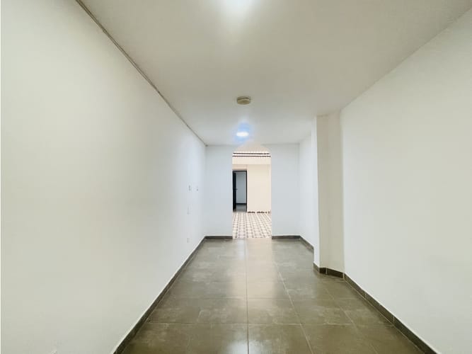 Casa de 4 alcobas en venta en Glorieta Pilsen, Itagüí, 117 m² · foto 16 de 24