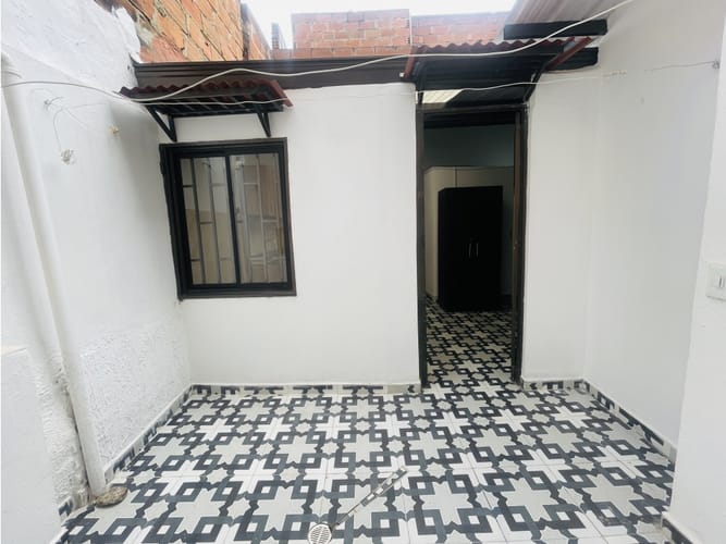Casa de 4 alcobas en venta en Glorieta Pilsen, Itagüí, 117 m² · foto 20 de 24