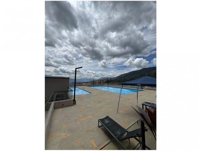 Apartamento de 3 alcobas en venta en El Trianon, Envigado, 100 m² · foto 23 de 24
