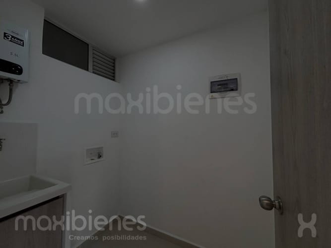 Apartamento de 3 alcobas en arriendo en Fatima, Itagüí, 75 m² · foto 5 de 11