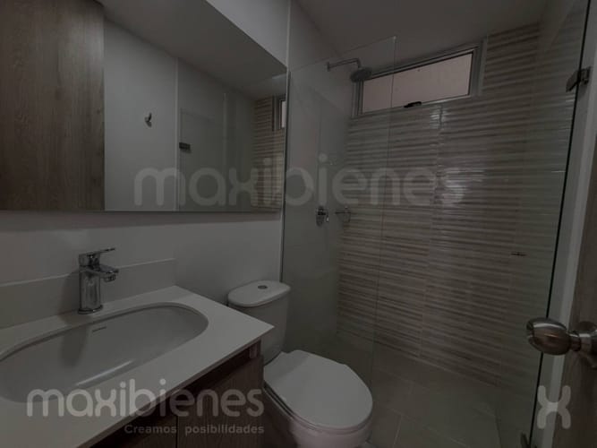 Apartamento de 3 alcobas en arriendo en Fatima, Itagüí, 75 m² · foto 6 de 11