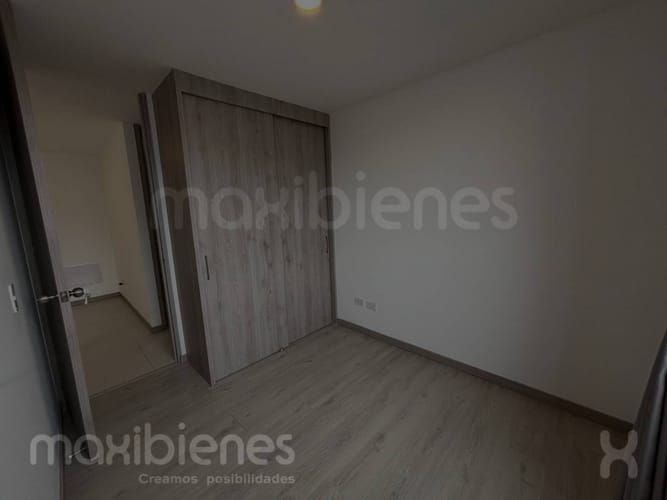 Apartamento de 3 alcobas en arriendo en Fatima, Itagüí, 75 m² · foto 9 de 11