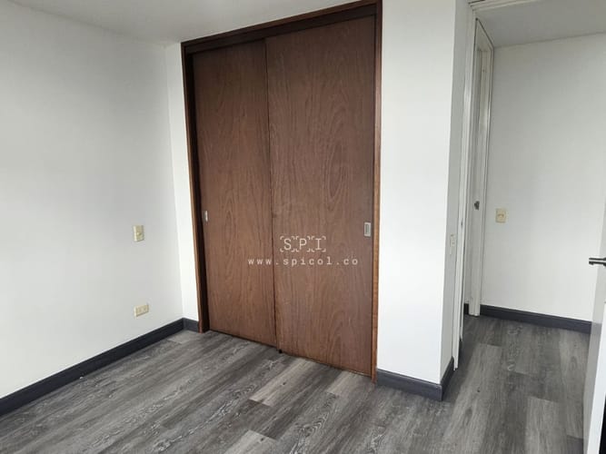 Apartamento de 3 alcobas en arriendo en San Lucas, Medellín, 82 m² · foto 10 de 15
