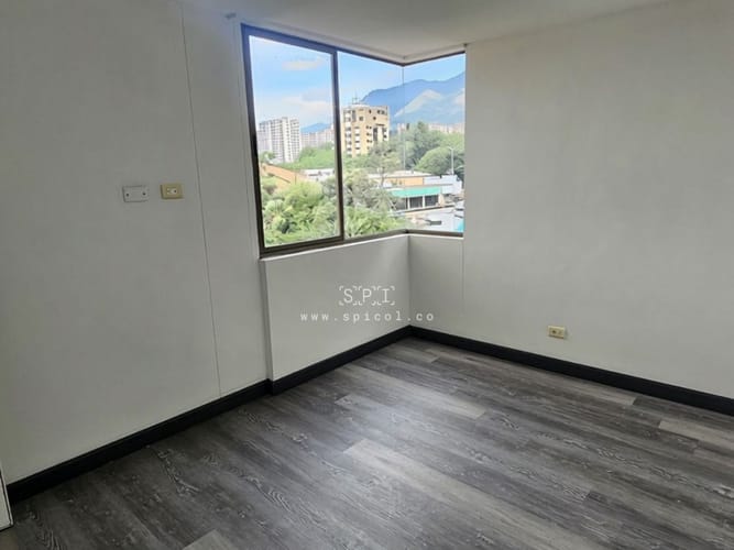 Apartamento de 3 alcobas en arriendo en San Lucas, Medellín, 82 m² · foto 14 de 15