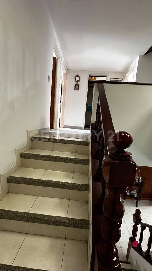 Casa de 5 alcobas en venta en Mandalay, Bogotá, 220 m² · foto 12 de 19