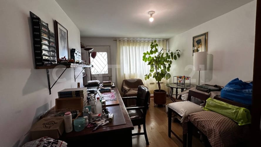 Casa de 5 alcobas en venta en Mandalay, Bogotá, 220 m² · foto 16 de 19