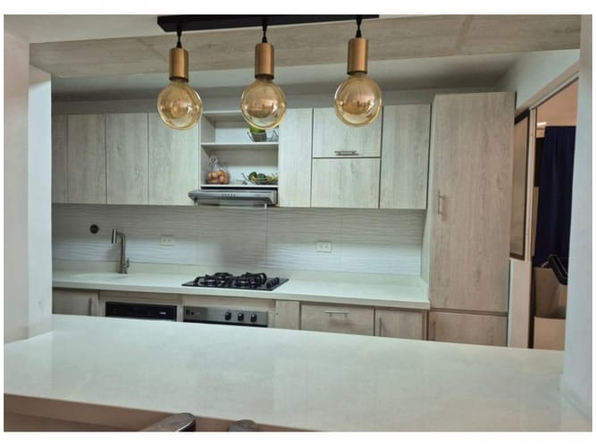 Casa de 3 alcobas en venta en Cumbres, Envigado, 179 m² · foto 2 de 5